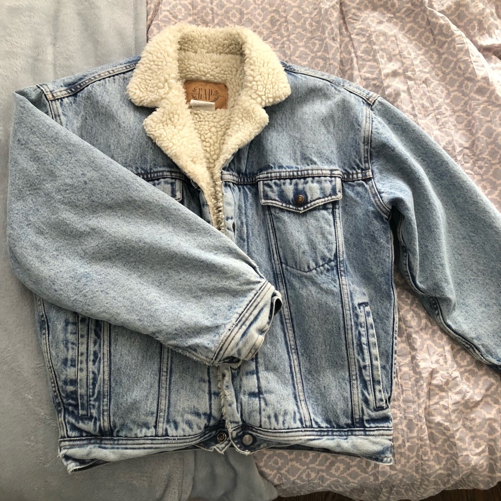 SHERPA LINED GAP VINTAGE DENIM JACKET
